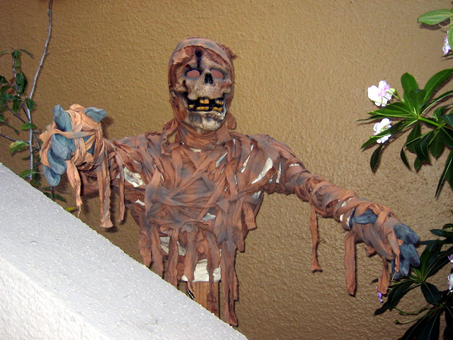 Copyright 1998 Nick Donaldson